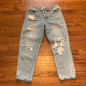 Forever 21 light washed blue ripped jeans